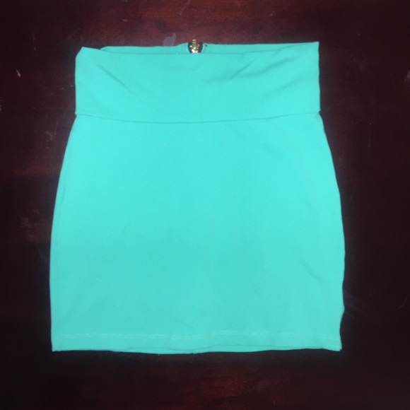 💚💙bebe green/turquoise skirt💙💚