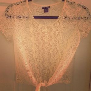 Adorable lace top