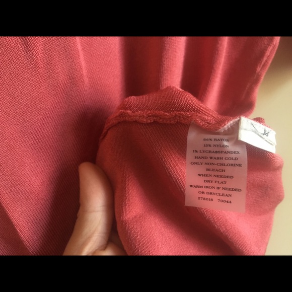 NWOT Short sleeve top - Picture 3 of 3