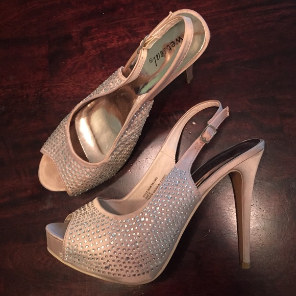 Tan/rhinestone heels from wet seal