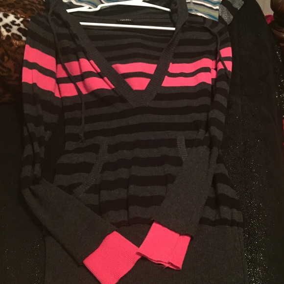 Sweater black and pink