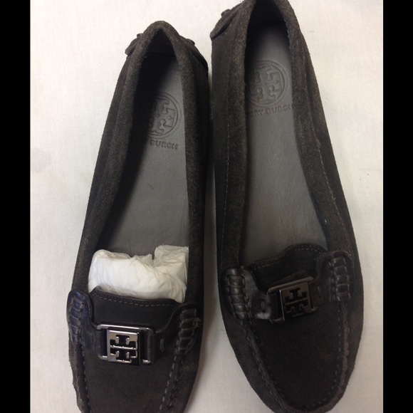 Tory burch flats. New. Never worn.