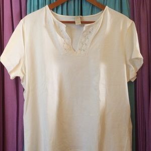 FINAL 🌟white tshirt with placket accent! 🌟