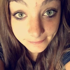 Meet your Posher, Nichole