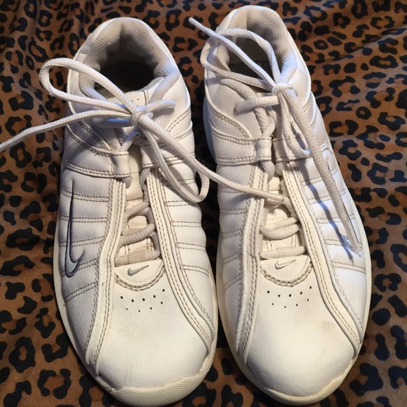 Nike sneakers size 5