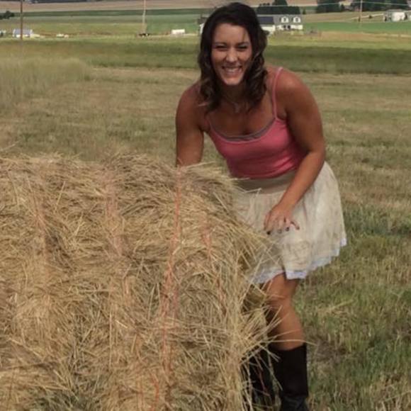 Meet your Posher, Calli