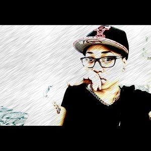 Meet your Posher, Lillian