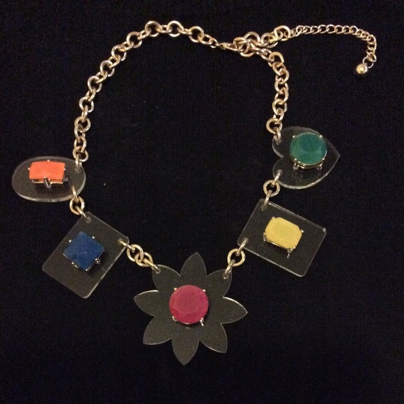 Statement necklace