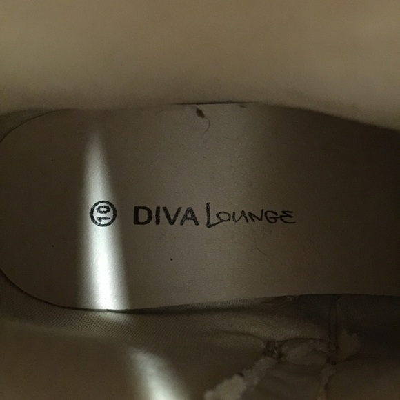 Never worn boots - Picture 4 of 4