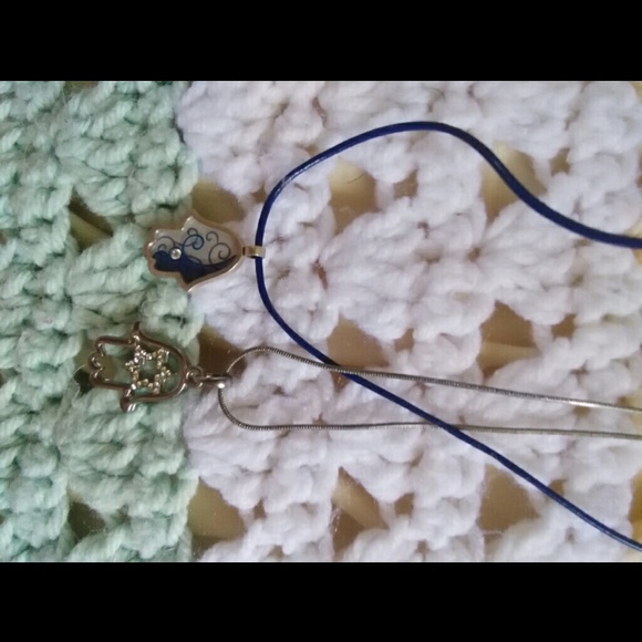 Hamsa necklaces - Picture 1 of 1