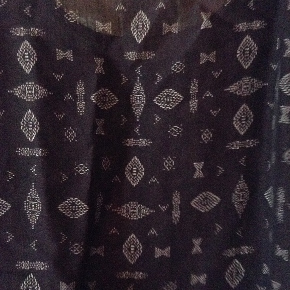 Crop top - Picture 2 of 2