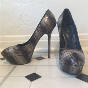 Sergio Rossi Sexy Snakeskin Peep Toe Heels sz40