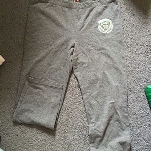 Gray cropped leggings