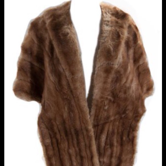 Vintage La Parisienne Shawl