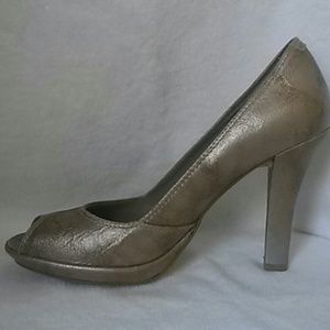 Nine West pumps shoes gold leather platform  7.5