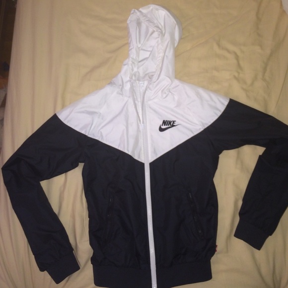 Nike Black And White Rain Jacket