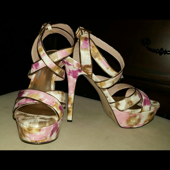 Platform Heels - Picture 1 of 1