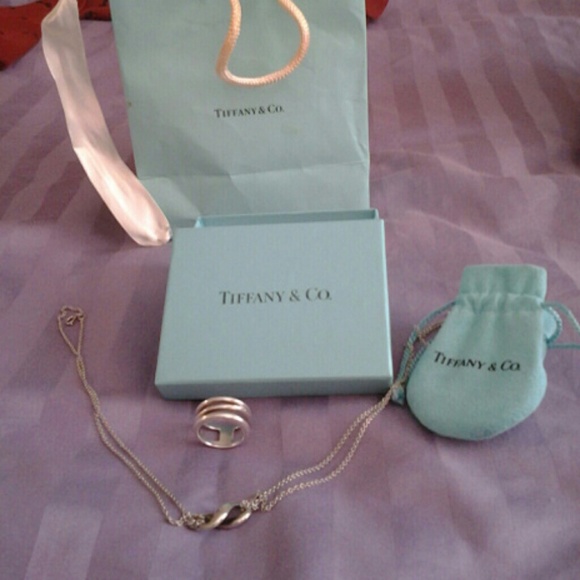 Tiffany & Co. Jewelry - Jewelry 💖💓❤️make me an offer 💞💖