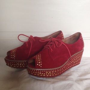 Shellys London Red Suede Platform
