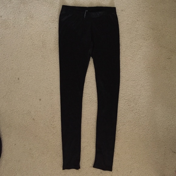 Black leggings