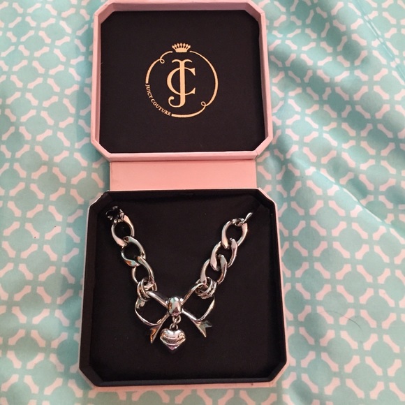Juicy couture necklace NWOT