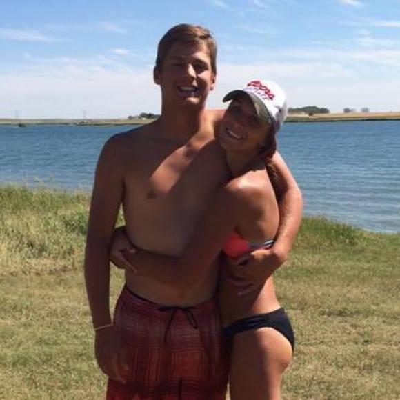 Meet your Posher, Heidi - Picture 1 of 1