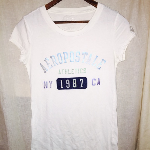 Aeropostale top. Excellent condition.