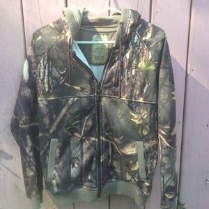Women's Camo Hoodie!!! 💞