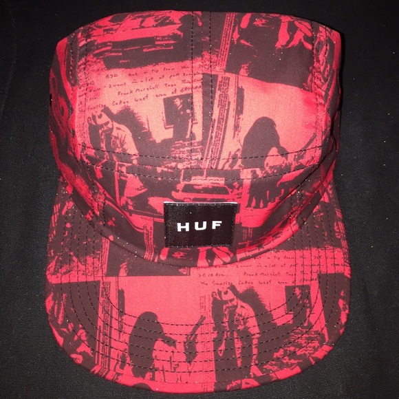 Brand new black and red Huf strapback 5 panel