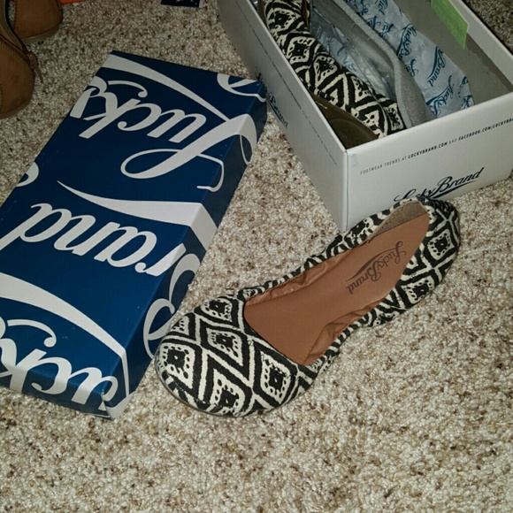 Lucky Brand flats