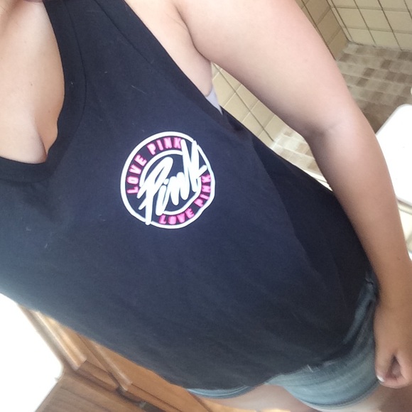 Vs pink tank! NWT! - Picture 2 of 4