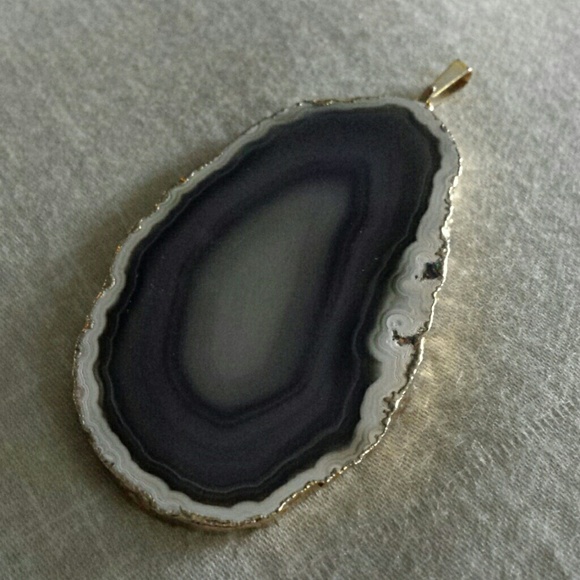 Gorgeous pendant