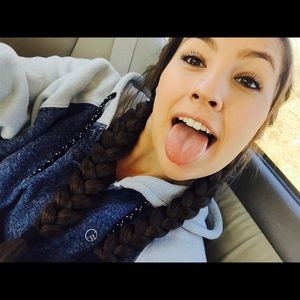 Meet your Posher, Ashley