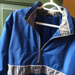 Nike pullover rain slicker