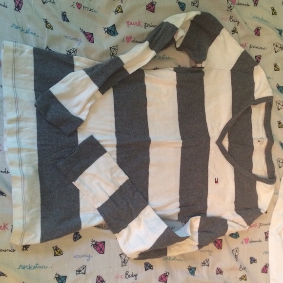 Tommy shirt