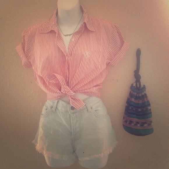 Vintage Tops - • v i n t a g e • nautica button down