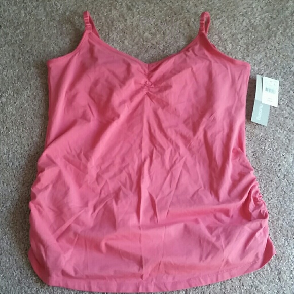 Clip down nursing tank in peach