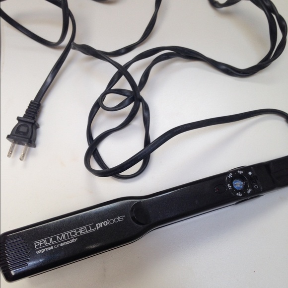 Paul Mitchell flat iron