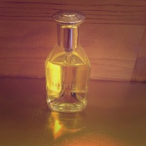 Tommy Hilfiger perfume❤️👍