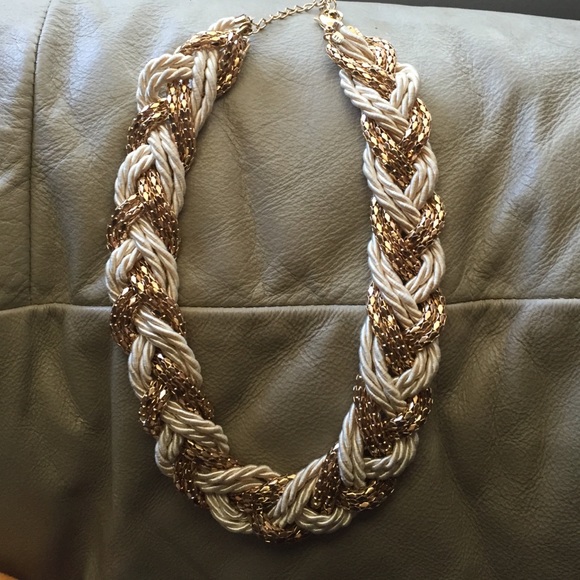 Beautiful gold statement necklace!