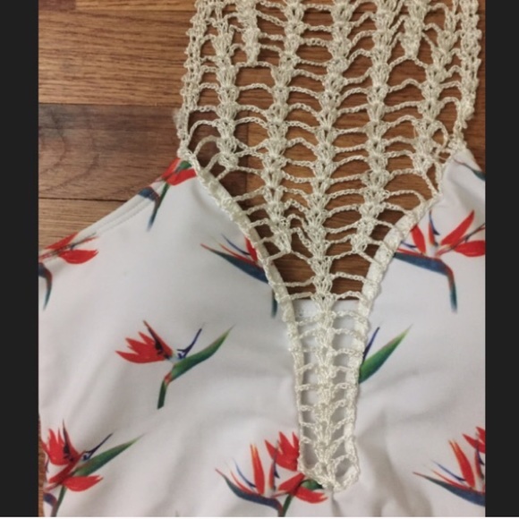 NWT crochet halter one piece - Picture 4 of 4