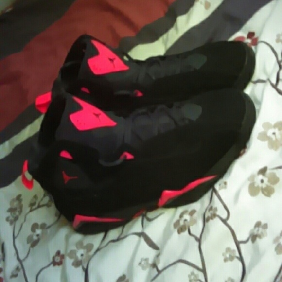 Jordan Flights Pink & Black