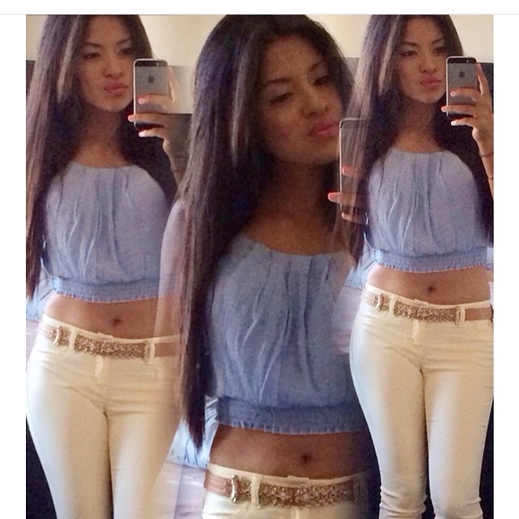 Crop top - Picture 2 of 4