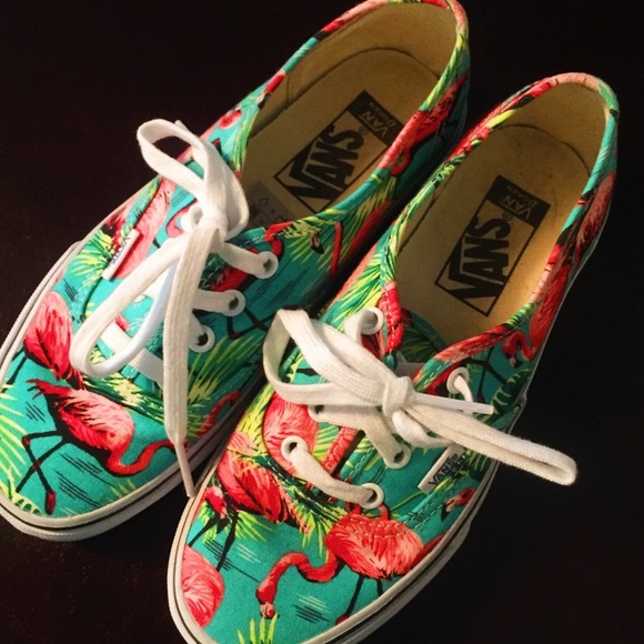 BRAND NEW VANS PINK FLAMINGO 💗💗