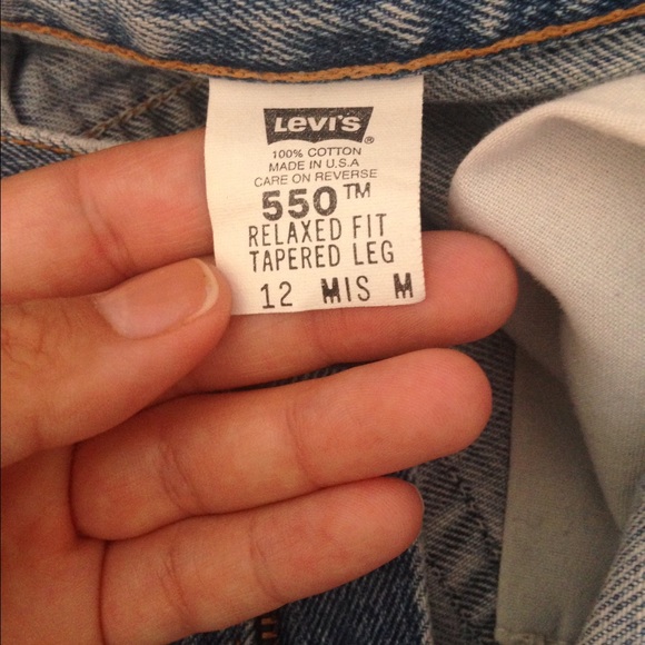 ✨SOLD✨Vintage Levi's denim. - Picture 2 of 3