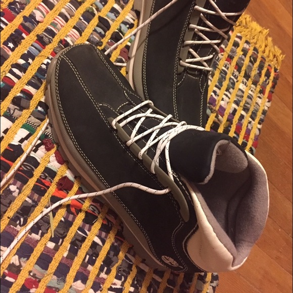 Navy timberland boots size 10 men's