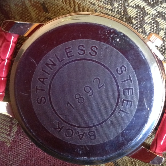 💥💥 Final Price 💥💥 lady tower watch - Picture 3 of 3