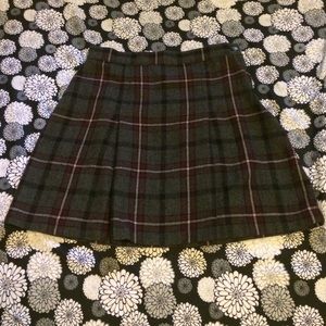 Pleated high waisted wool blend skirt