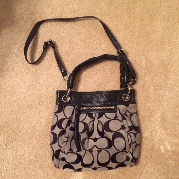 Coach Crossbody/ Shoulder bag