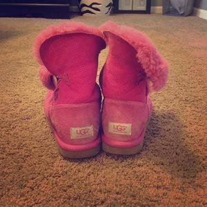 Pink ugg boots